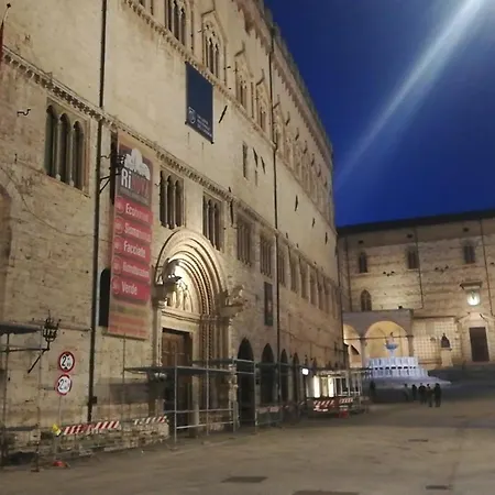 Le Gemme Di - Alloggi In Centro Storico - Via Della Cupa / Via Della Luna 4*