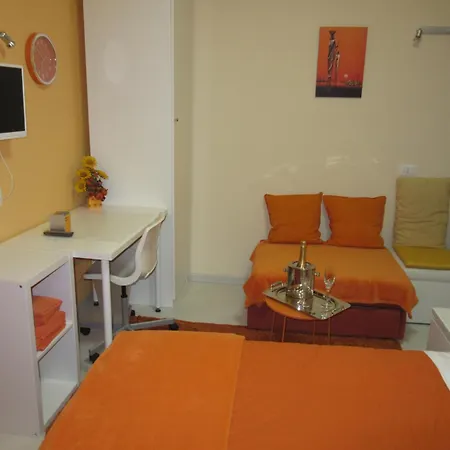 Le Gemme Di - Alloggi In Centro Storico - Via Della Cupa / Via Della Luna