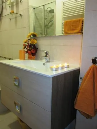 Le Gemme Di - Alloggi In Centro Storico - Via Della Cupa / Via Della Luna