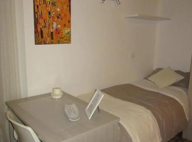 Le Gemme Di - Alloggi In Centro Storico - Via Della Cupa / Via Della Luna 4* Perugia