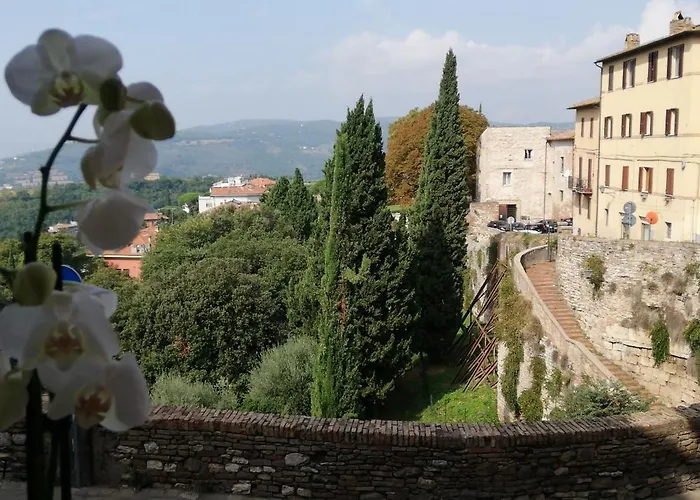 Affittacamere Le Gemme Di - Alloggi In Centro Storico - Via Della Cupa / Via Della Luna Perugia