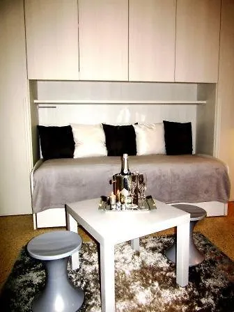 Le Gemme Di - Alloggi In Centro Storico - Via Della Cupa / Via Della Luna