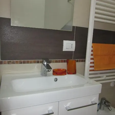 Gæstehus Le Gemme Di - Alloggi In Centro Storico - Via Della Cupa / Via Della Luna