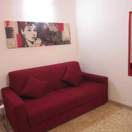 Гостевой дом Le Gemme Di - Alloggi In Centro Storico - Via Della Cupa / Via Della Luna Перуджа