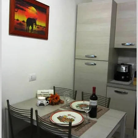 Le Gemme Di - Alloggi In Centro Storico - Via Della Cupa / Via Della Luna