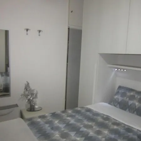 Pensionat Le Gemme Di - Alloggi In Centro Storico - Via Della Cupa / Via Della Luna Perugia