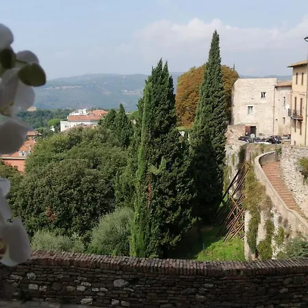 Pensionat Le Gemme Di - Alloggi In Centro Storico - Via Della Cupa / Via Della Luna Perugia