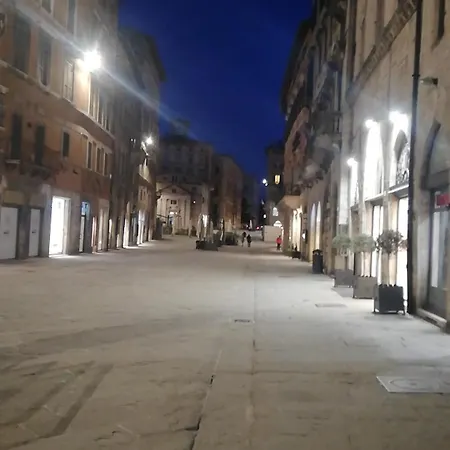 Le Gemme Di - Alloggi In Centro Storico - Via Della Cupa / Via Della Luna * Perugia