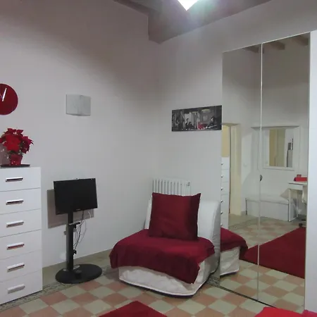 Le Gemme Di - Alloggi In Centro Storico - Via Della Cupa / Via Della Luna *