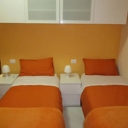 Le Gemme Di - Alloggi In Centro Storico - Via Della Cupa / Via Della Luna Гостевой дом