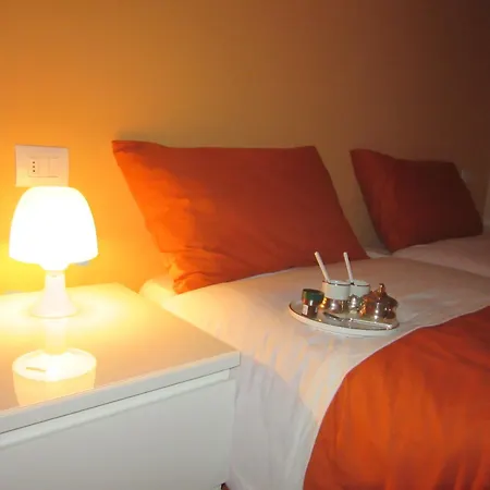 Le Gemme Di - Alloggi In Centro Storico - Via Della Cupa / Via Della Luna Pensionat 4*