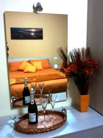 Le Gemme Di - Alloggi In Centro Storico - Via Della Cupa / Via Della Luna 4* بيرودجا