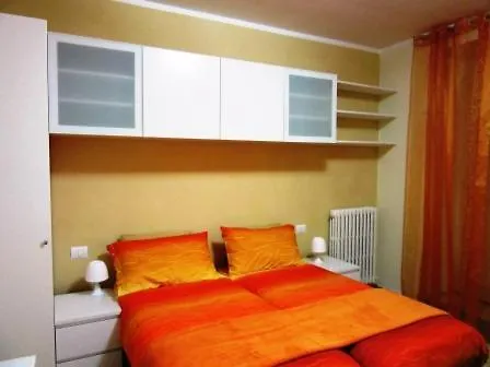 Casa de hóspedes Le Gemme Di - Alloggi In Centro Storico - Via Della Cupa / Via Della Luna 4*