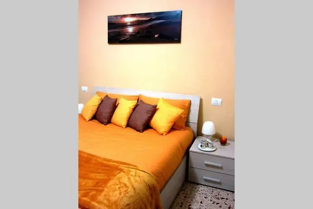 Le Gemme Di - Alloggi In Centro Storico - Via Della Cupa / Via Della Luna بيت ضيافة بيرودجا