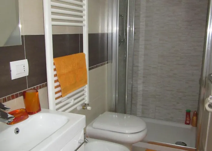 Le Gemme Di - Alloggi In Centro Storico - Via Della Cupa / Via Della Luna بيت ضيافة 4*