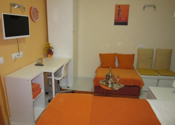 Le Gemme Di - Alloggi In Centro Storico - Via Della Cupa / Via Della Luna